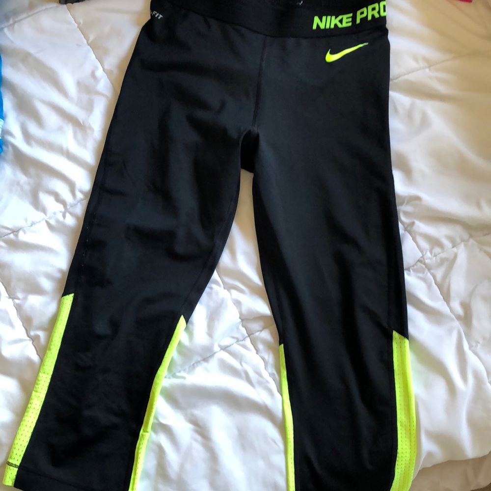 Nike crops size med